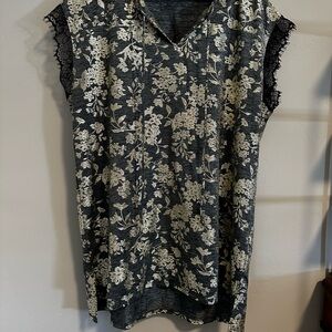 Gorgeous Woman’s Top